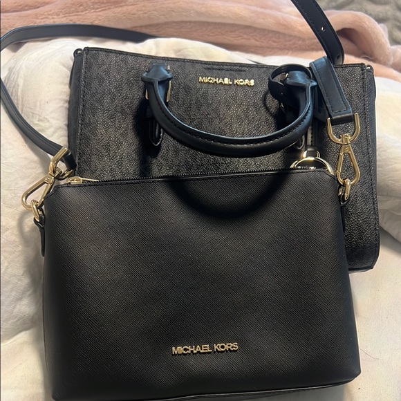 Michael Kors XS Carry All Jet Set Travel Womens Tote (BLACK SIG/GOLD) - Picture 4 of 7